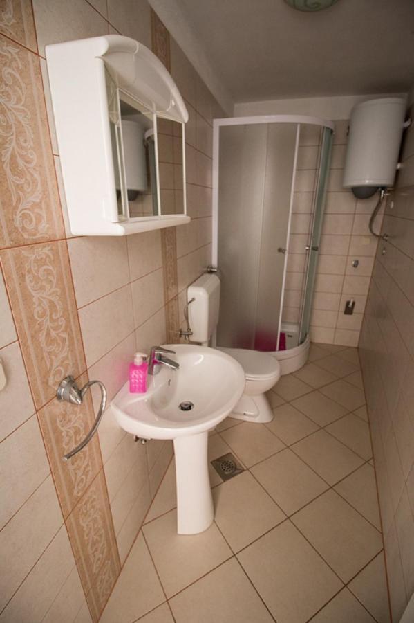 Kaka Appartement Sveti Juraj Buitenkant foto